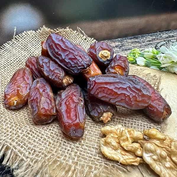 قیمت خرما پیارم